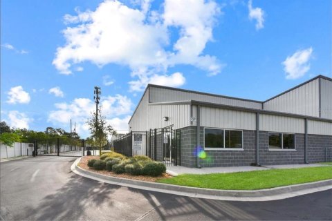 Propiedad comercial en venta en Jacksonville, Florida, 128.21 m2 № 2359017 - foto 13