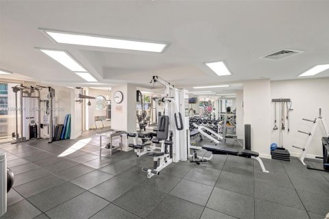 Купить кондоминиум в Авентура, Флорида 2 спальни, 115.2м2, № 2063529 - фото 8