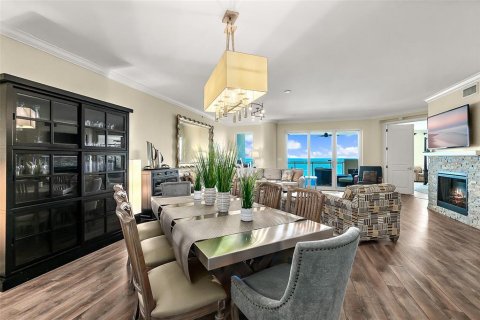 Copropriété à vendre à Daytona Beach Shores, Floride: 3 chambres, 264.77 m2 № 2384183 - photo 19