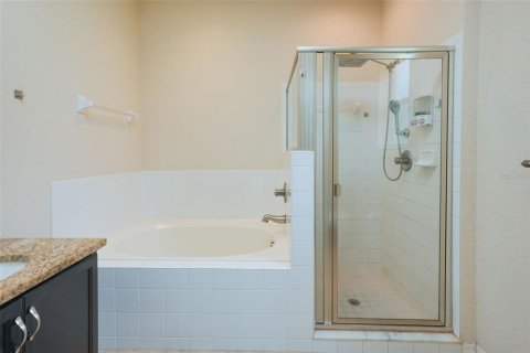 Villa ou maison à vendre à Zephyrhills, Floride: 4 chambres, 193.89 m2 № 2234399 - photo 24