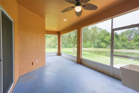 Villa ou maison à vendre à Zephyrhills, Floride: 4 chambres, 193.89 m2 № 2234399 - photo 7