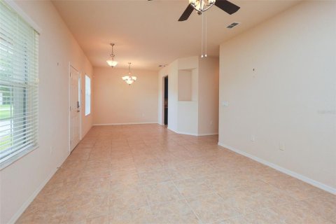 Villa ou maison à vendre à Zephyrhills, Floride: 4 chambres, 193.89 m2 № 2234399 - photo 16