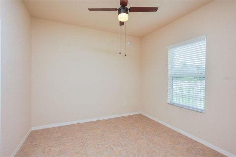 Villa ou maison à vendre à Zephyrhills, Floride: 4 chambres, 193.89 m2 № 2234399 - photo 26