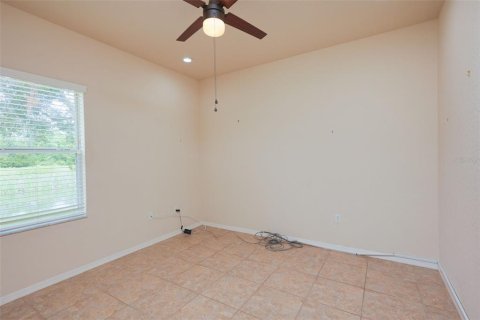 Villa ou maison à vendre à Zephyrhills, Floride: 4 chambres, 193.89 m2 № 2234399 - photo 3