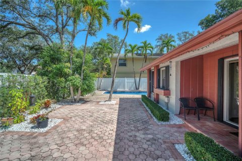 House in Cooper City, Florida 3 bedrooms, 139.54 sq.m. № 1877624 - photo 8