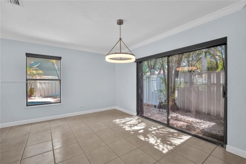 House in Cooper City, Florida 3 bedrooms, 139.54 sq.m. № 1877624 - photo 25