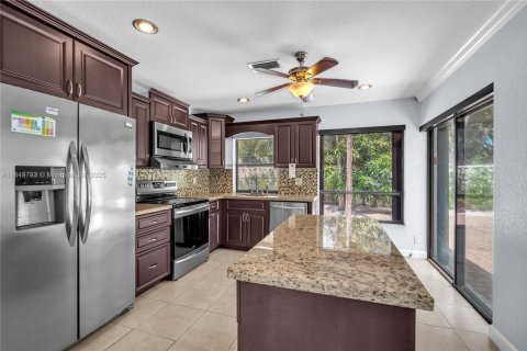 House in Cooper City, Florida 3 bedrooms, 139.54 sq.m. № 1877624 - photo 28