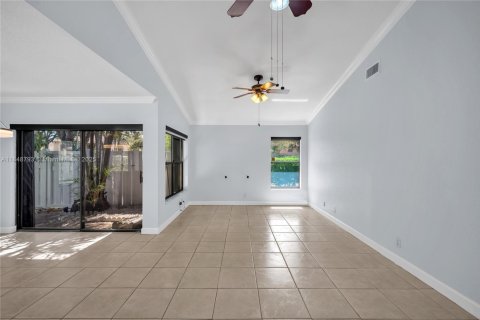 House in Cooper City, Florida 3 bedrooms, 139.54 sq.m. № 1877624 - photo 19