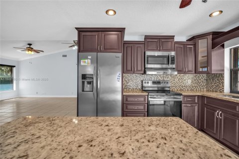 House in Cooper City, Florida 3 bedrooms, 139.54 sq.m. № 1877624 - photo 29