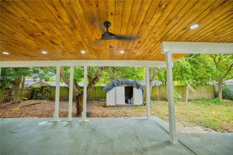 Casa en venta en Miami, Florida, 3 dormitorios, 100.33 m2 № 2362822 - foto 22