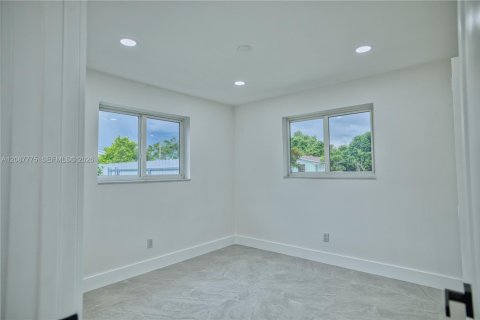 Casa en venta en Miami, Florida, 3 dormitorios, 100.33 m2 № 2362822 - foto 17