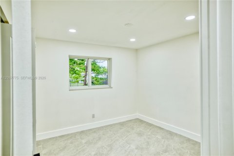 Casa en venta en Miami, Florida, 3 dormitorios, 100.33 m2 № 2362822 - foto 9