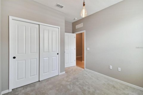 Villa ou maison à louer à Riverview, Floride: 4 chambres, 183.76 m2 № 2308546 - photo 10