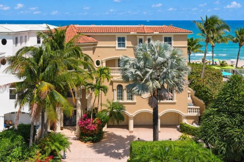 House in Highland Beach, Florida 5 bedrooms, 604.42 sq.m. № 2389833 - photo 2