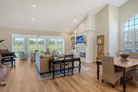 House in Sarasota, Florida 3 bedrooms, 241.55 sq.m. № 2288002 - photo 3
