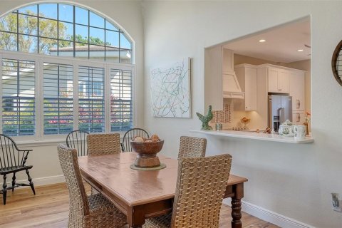 House in Sarasota, Florida 3 bedrooms, 241.55 sq.m. № 2288002 - photo 11