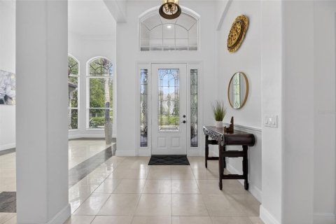 House in Tampa, Florida 4 bedrooms, 394.74 sq.m. № 2101743 - photo 8