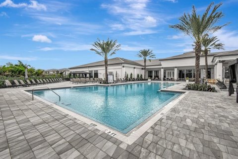House in Boca Raton, Florida 5 bedrooms, 427.81 sq.m. № 2394398 - photo 19