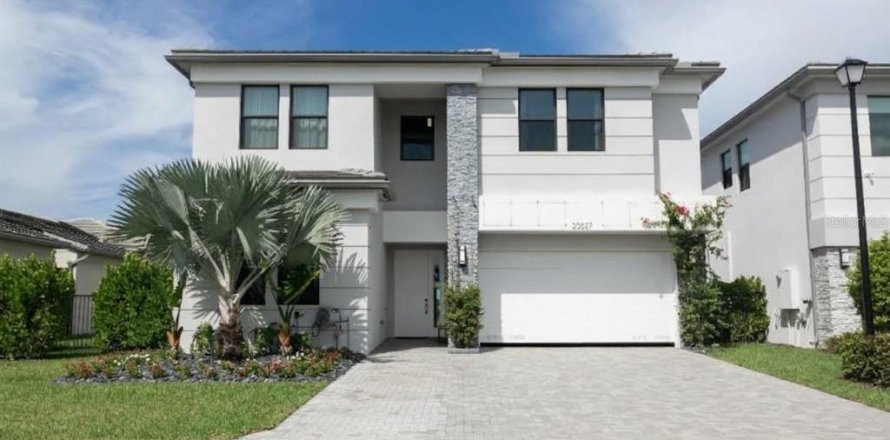 House in Boca Raton, Florida 5 bedrooms, 427.81 sq.m. № 2394398