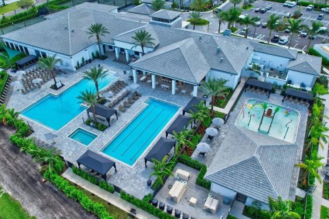 House in Boca Raton, Florida 5 bedrooms, 427.81 sq.m. № 2394398 - photo 25