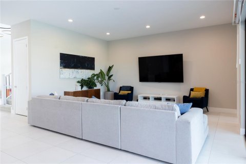 House in Boca Raton, Florida 5 bedrooms, 427.81 sq.m. № 2394398 - photo 6