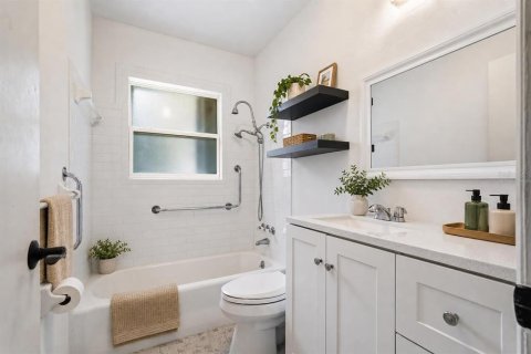 House in Dunedin, Florida 2 bedrooms, 100.52 sq.m. № 2396144 - photo 19