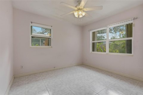 House in Dunedin, Florida 2 bedrooms, 100.52 sq.m. № 2396144 - photo 22