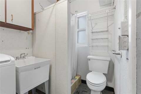 House in Dunedin, Florida 2 bedrooms, 100.52 sq.m. № 2396144 - photo 26