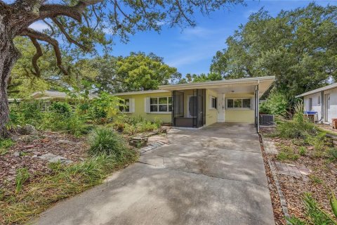 House in Dunedin, Florida 2 bedrooms, 100.52 sq.m. № 2396144 - photo 3