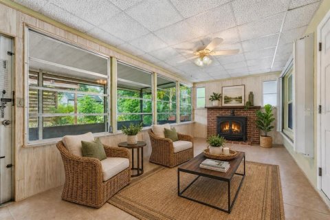 House in Dunedin, Florida 2 bedrooms, 100.52 sq.m. № 2396144 - photo 23