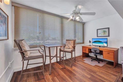 Condominio en venta en Port Charlotte, Florida, 2 dormitorios, 85.38 m2 № 1898946 - foto 12