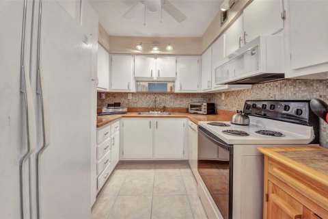 Condominio en venta en Port Charlotte, Florida, 2 dormitorios, 85.38 m2 № 1898946 - foto 15