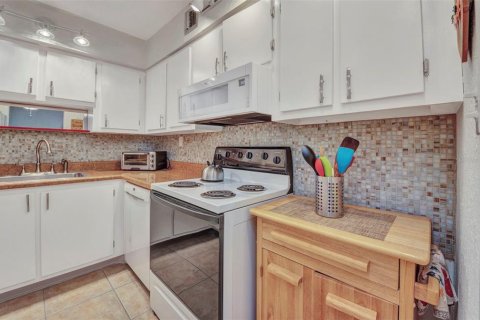 Condominio en venta en Port Charlotte, Florida, 2 dormitorios, 85.38 m2 № 1898946 - foto 16
