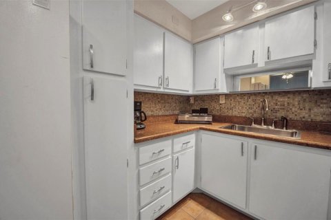 Condominio en venta en Port Charlotte, Florida, 2 dormitorios, 85.38 m2 № 1898946 - foto 17