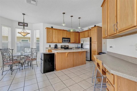 Villa ou maison à vendre à Casselberry, Floride: 4 chambres, 232.35 m2 № 2198753 - photo 8