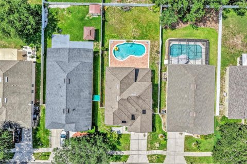 Villa ou maison à vendre à Casselberry, Floride: 4 chambres, 232.35 m2 № 2198753 - photo 2
