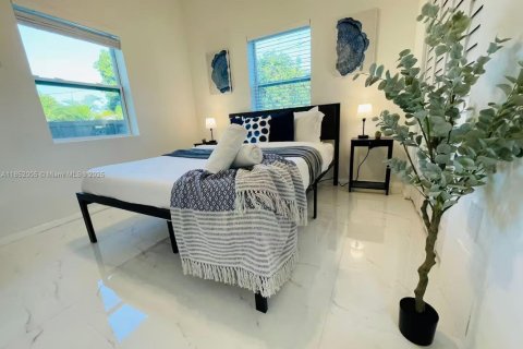 Casa en alquiler en Miami, Florida, 2 dormitorios, 66.89 m2 № 1979855 - foto 9