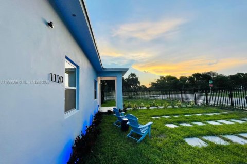 Casa en alquiler en Miami, Florida, 2 dormitorios, 66.89 m2 № 1979855 - foto 5