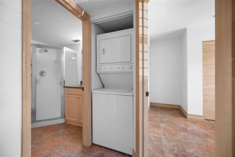 Condo in Punta Gorda, Florida, 2 bedrooms  № 1772798 - photo 24