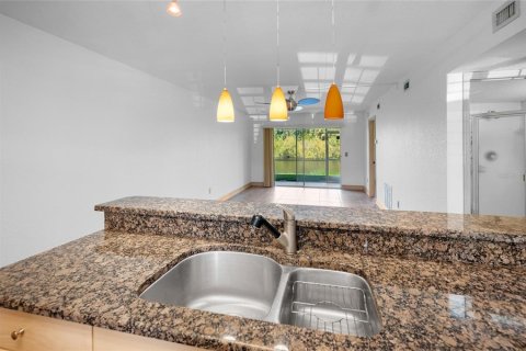 Condo in Punta Gorda, Florida, 2 bedrooms  № 1772798 - photo 14