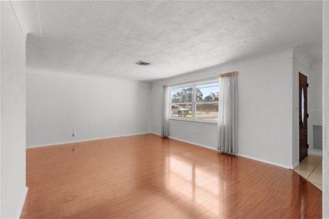 House in Seminole, Florida 3 bedrooms, 167.6 sq.m. № 2166958 - photo 25