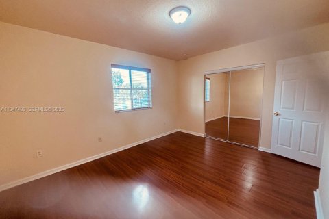 Condo in Miramar, Florida, 3 bedrooms  № 2006905 - photo 12