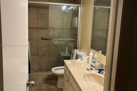 Condo in Miami, Florida, 3 bedrooms  № 1811311 - photo 9