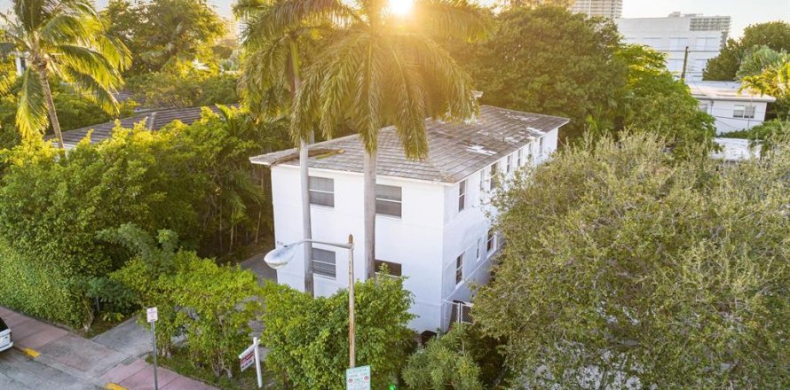 Propiedad comercial en Miami Beach, Florida 281.49 m2 № 186943