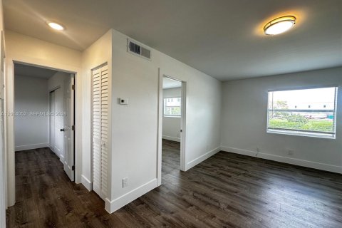 Appartement à louer à Davie, Floride: 2 chambres № 2076053 - photo 7