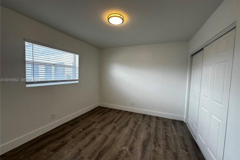 Appartement à louer à Davie, Floride: 2 chambres № 2076053 - photo 13