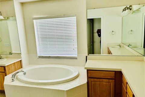Casa en alquiler en Wesley Chapel, Florida, 4 dormitorios, 256.69 m2 № 1839082 - foto 24