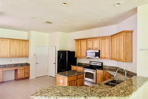 Casa en alquiler en Wesley Chapel, Florida, 4 dormitorios, 256.69 m2 № 1839082 - foto 14