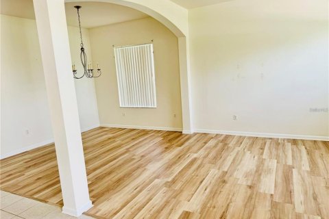 Casa en alquiler en Wesley Chapel, Florida, 4 dormitorios, 256.69 m2 № 1839082 - foto 8