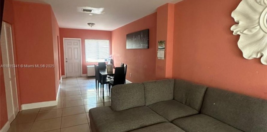 Condo à Miami, Floride, 3 chambres № 1783737